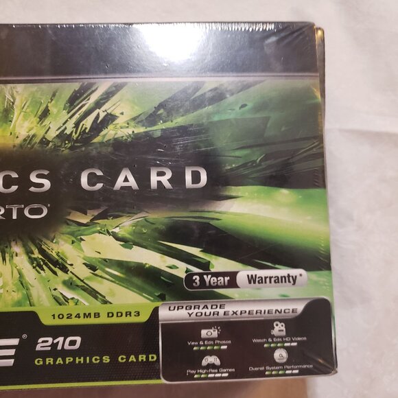 BRAND NEW PNY NVIDIA GeForce 210 Video Graphics Card - Picture 2 of 14